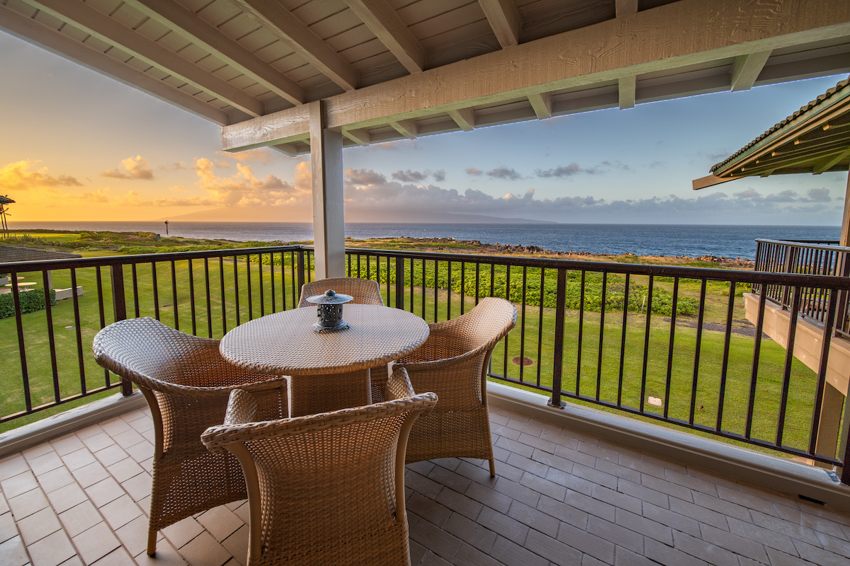 At Home on the Ocean Kapalua Bay Villas 35B2